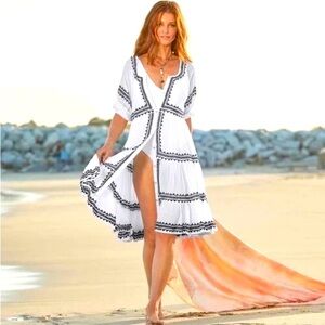 Sundance Sea La Vie White & Black Border Embroidered Tiered Dress